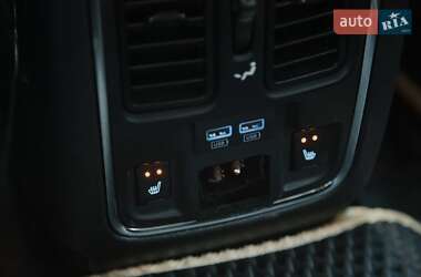 Внедорожник / Кроссовер Jeep Grand Cherokee 2013 в 