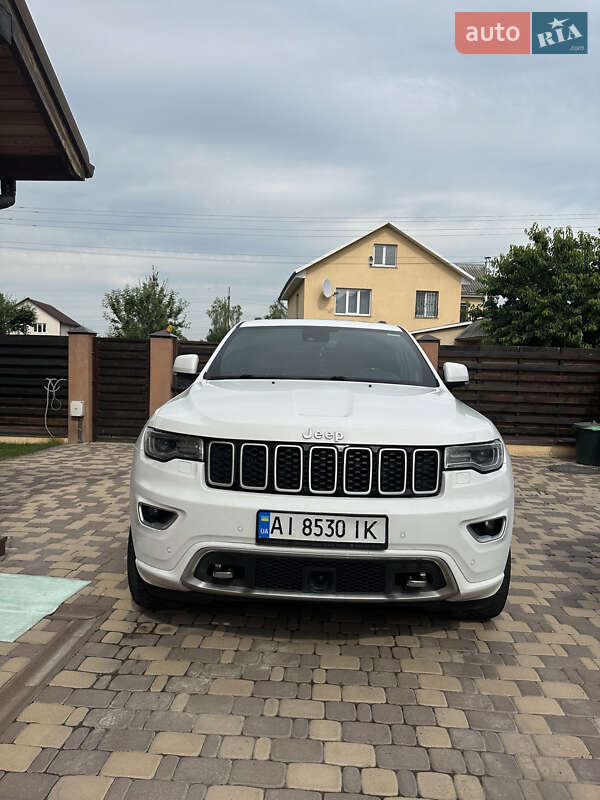 Внедорожник / Кроссовер Jeep Grand Cherokee 2019 в Киеве