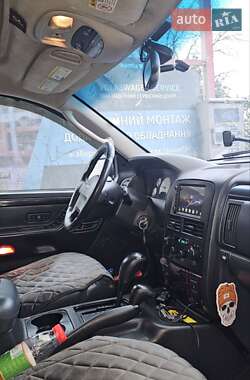 Внедорожник / Кроссовер Jeep Grand Cherokee 2002 в Черновцах