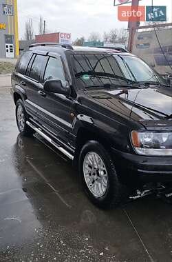 Внедорожник / Кроссовер Jeep Grand Cherokee 2002 в Черновцах