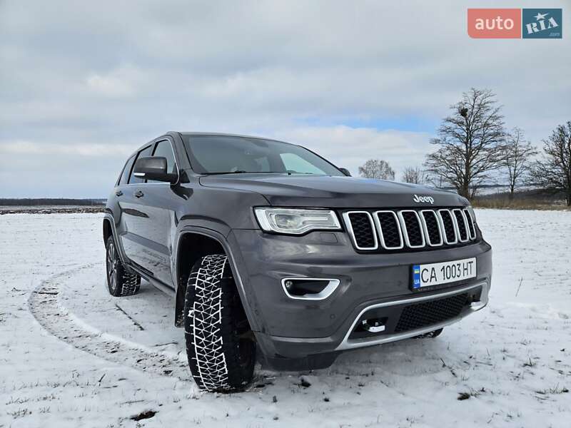 Позашляховик / Кросовер Jeep Grand Cherokee 2018 в 