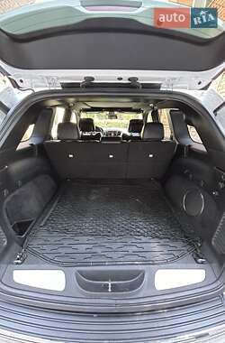 Внедорожник / Кроссовер Jeep Grand Cherokee 2013 в 