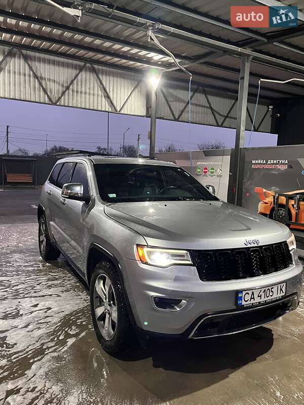 Внедорожник / Кроссовер Jeep Grand Cherokee 2016 в Черкассах