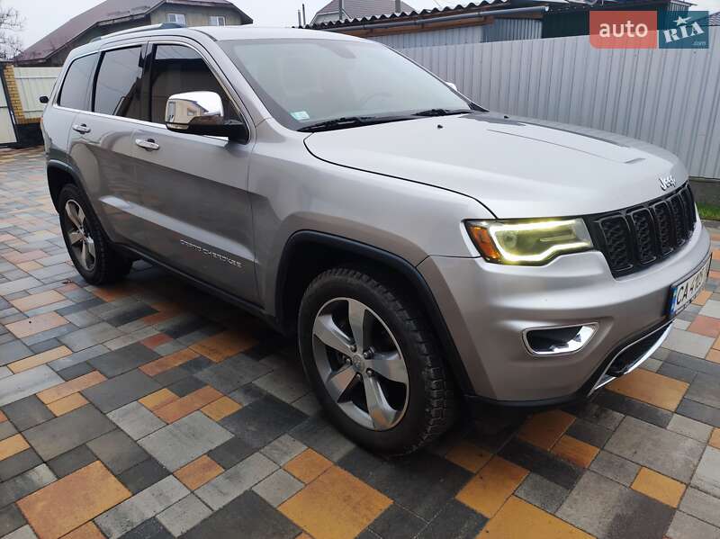 Внедорожник / Кроссовер Jeep Grand Cherokee 2016 в Черкассах