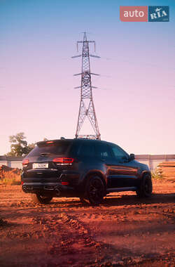 Внедорожник / Кроссовер Jeep Grand Cherokee 2017 в 