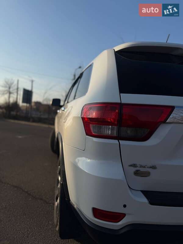 Внедорожник / Кроссовер Jeep Grand Cherokee 2011 в Кривом Роге фото 10 Внедорожник / Кроссовер Jeep Grand Cherokee 2011 в Кривом Роге