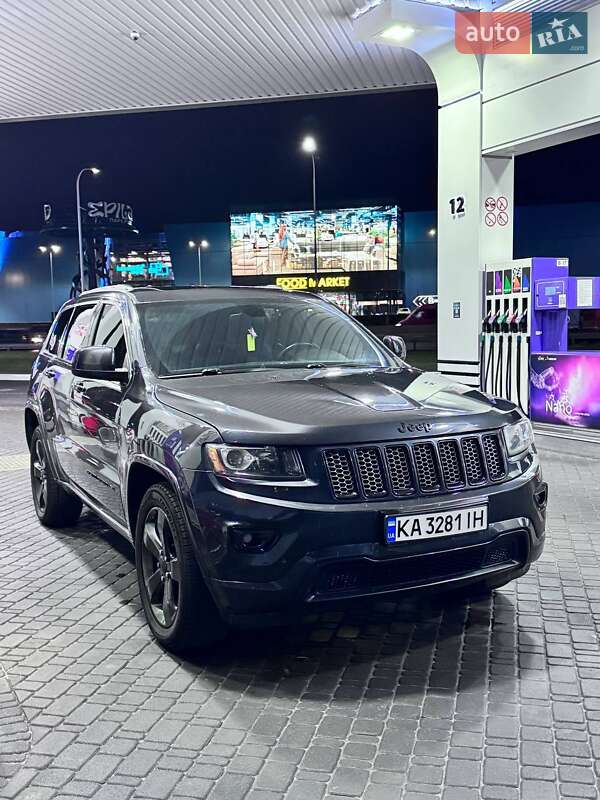 Внедорожник / Кроссовер Jeep Grand Cherokee 2014 в Киеве