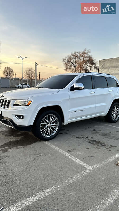 Внедорожник / Кроссовер Jeep Grand Cherokee 2015 в Днепре фото 6 Внедорожник / Кроссовер Jeep Grand Cherokee 2015 в Днепре