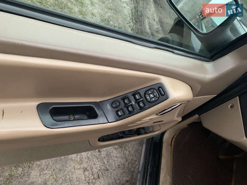 Внедорожник / Кроссовер Jeep Grand Cherokee 1999 в Шацке