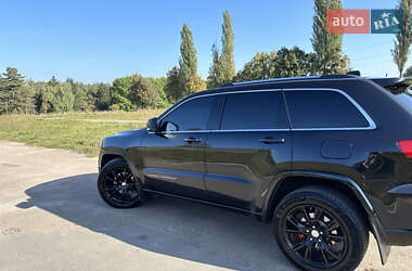 Внедорожник / Кроссовер Jeep Grand Cherokee 2015 в Тростянце