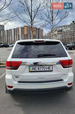 Позашляховик / Кросовер Jeep Grand Cherokee 2012 в 