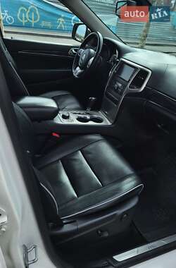 Позашляховик / Кросовер Jeep Grand Cherokee 2012 в 