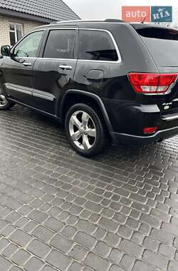 Внедорожник / Кроссовер Jeep Grand Cherokee 2012 в 