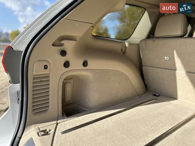 Внедорожник / Кроссовер Jeep Grand Cherokee 2015 в Киеве