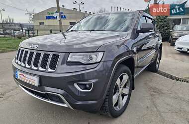 Позашляховик / Кросовер Jeep Grand Cherokee 2014 в 
