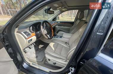 Позашляховик / Кросовер Jeep Grand Cherokee 2011 в 