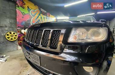 Позашляховик / Кросовер Jeep Grand Cherokee 2011 в 
