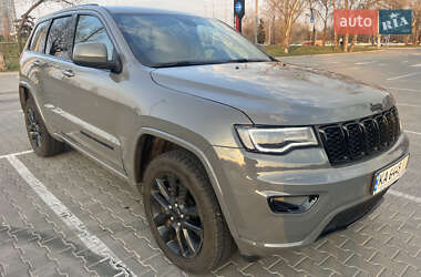Внедорожник / Кроссовер Jeep Grand Cherokee 2019 в Киеве