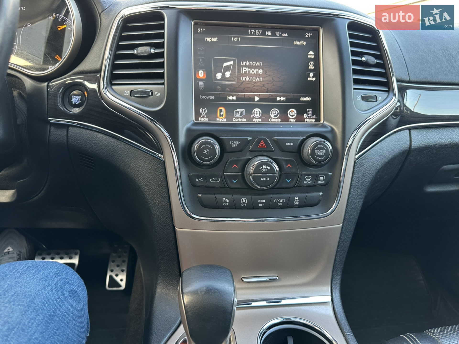 2016 Jeep Grand Cherokee - мініатюра 37