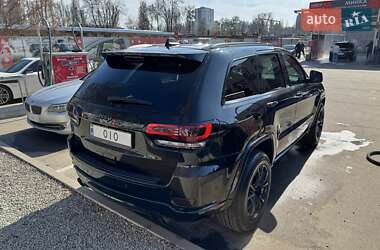 Внедорожник / Кроссовер Jeep Grand Cherokee 2019 в 