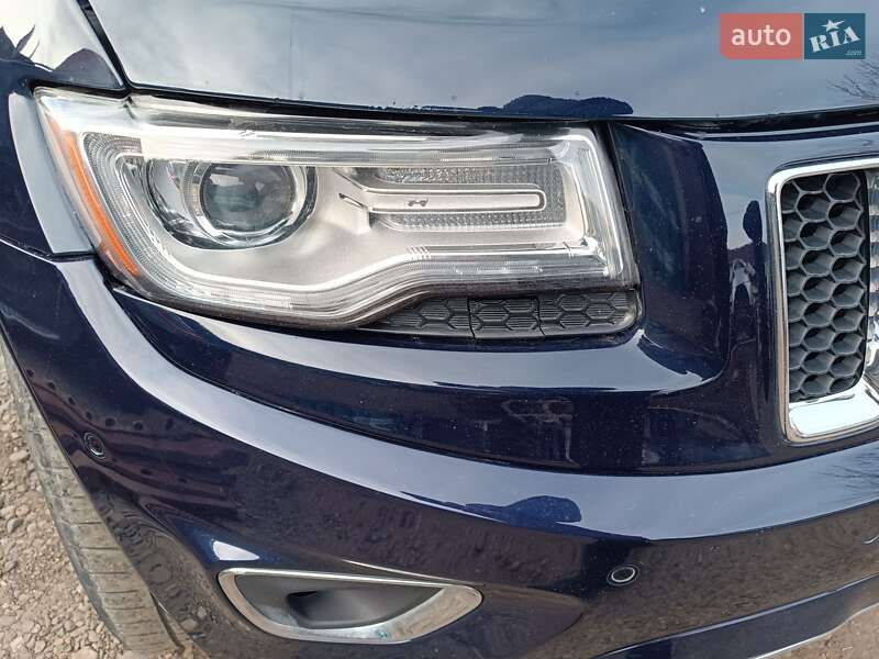 Позашляховик / Кросовер Jeep Grand Cherokee 2013 в Чернівцях