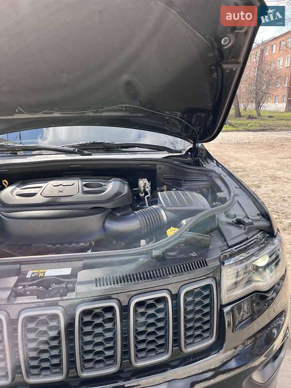 Позашляховик / Кросовер Jeep Grand Cherokee 2018 в Харкові
