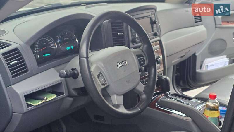 Позашляховик / Кросовер Jeep Grand Cherokee 2006 в Славутичі