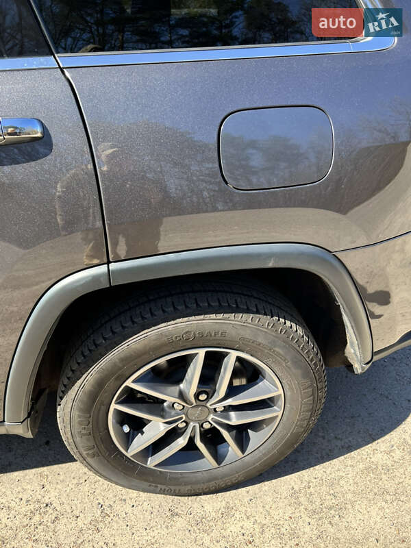 Внедорожник / Кроссовер Jeep Grand Cherokee 2019 в Ровно фото 13 Внедорожник / Кроссовер Jeep Grand Cherokee 2019 в Ровно
