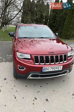 Позашляховик / Кросовер Jeep Grand Cherokee 2014 в 