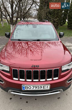 Позашляховик / Кросовер Jeep Grand Cherokee 2014 в 