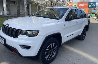 Внедорожник / Кроссовер Jeep Grand Cherokee 2021 в 