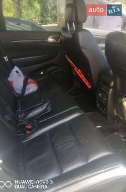 Внедорожник / Кроссовер Jeep Grand Cherokee 2013 в 