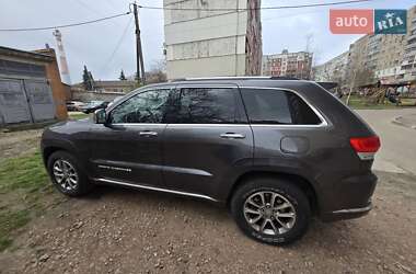Позашляховик / Кросовер Jeep Grand Cherokee 2015 в 