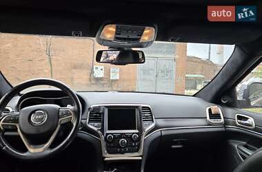 Позашляховик / Кросовер Jeep Grand Cherokee 2015 в 