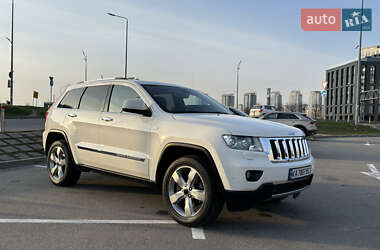 Внедорожник / Кроссовер Jeep Grand Cherokee 2011 в 