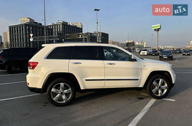 Внедорожник / Кроссовер Jeep Grand Cherokee 2011 в 