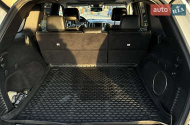 Внедорожник / Кроссовер Jeep Grand Cherokee 2011 в 