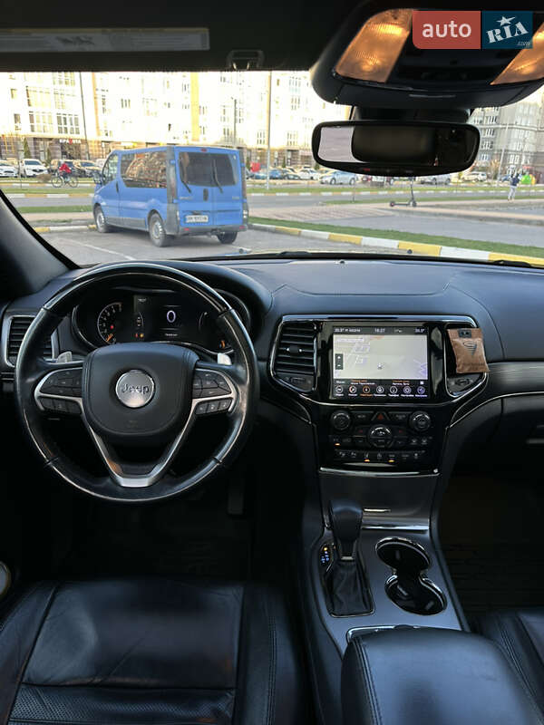 Внедорожник / Кроссовер Jeep Grand Cherokee 2018 в Буче