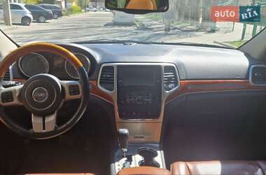 Внедорожник / Кроссовер Jeep Grand Cherokee 2012 в 