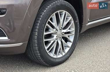 Внедорожник / Кроссовер Jeep Grand Cherokee 2018 в 