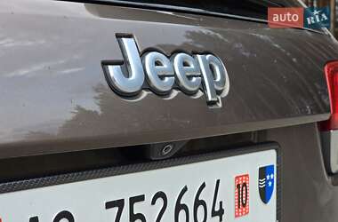 Внедорожник / Кроссовер Jeep Grand Cherokee 2018 в 