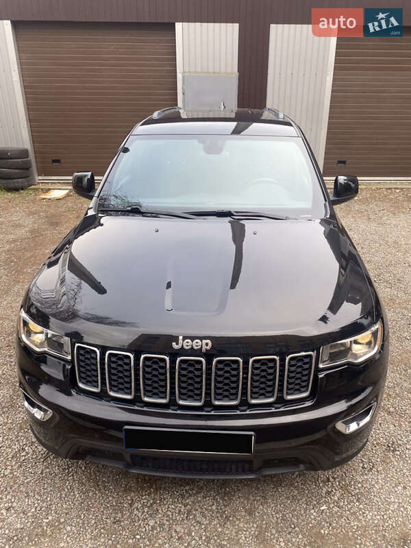 Внедорожник / Кроссовер Jeep Grand Cherokee 2020 в Киеве