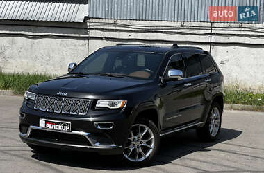 Внедорожник / Кроссовер Jeep Grand Cherokee 2015 в 