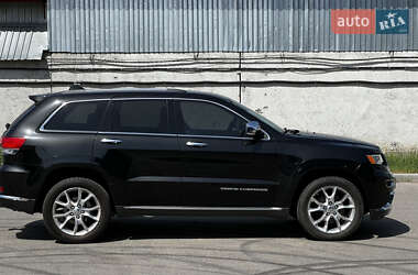 Внедорожник / Кроссовер Jeep Grand Cherokee 2015 в 