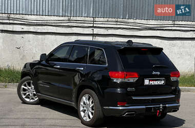 Внедорожник / Кроссовер Jeep Grand Cherokee 2015 в 