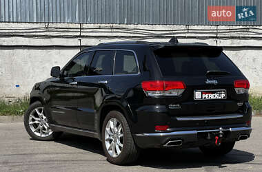 Внедорожник / Кроссовер Jeep Grand Cherokee 2015 в 