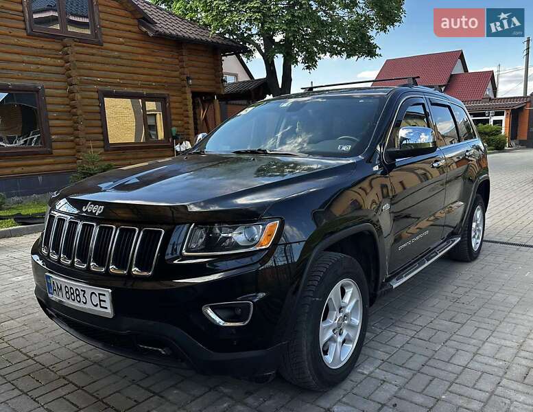 Позашляховик / Кросовер Jeep Grand Cherokee 2015 в Звягелі