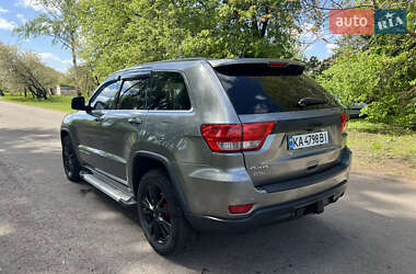 Внедорожник / Кроссовер Jeep Grand Cherokee 2012 в 