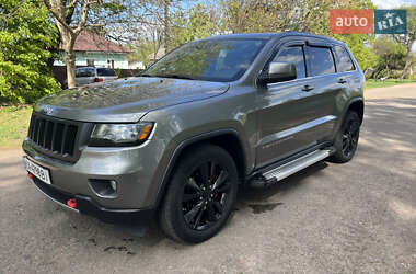 Внедорожник / Кроссовер Jeep Grand Cherokee 2012 в 