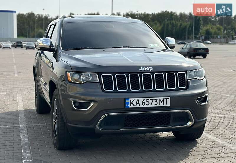 Внедорожник / Кроссовер Jeep Grand Cherokee 2020 в Киеве